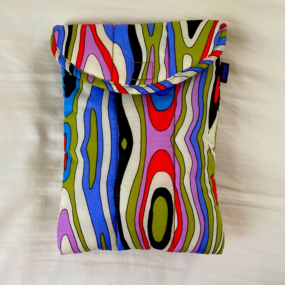 Baggu 8in tablet sleeve
